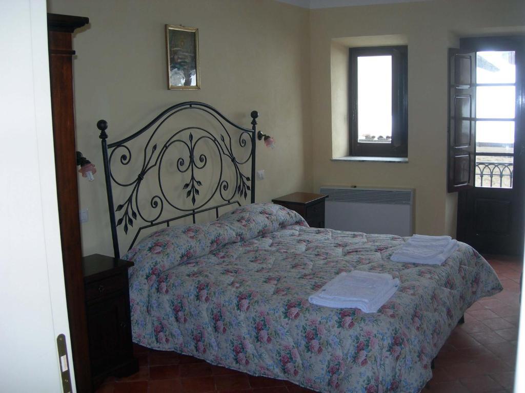 Bed And Breakfast Via Della Piazza Pescasseroli Chambre photo